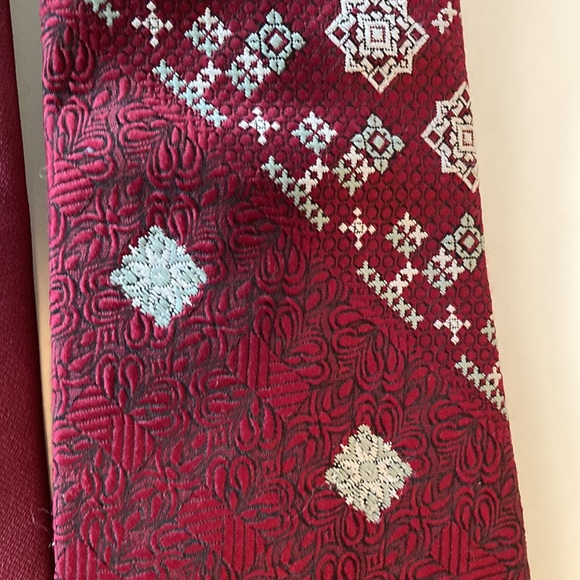 Assorted silk ties 4 in group - Picture 6 of 8